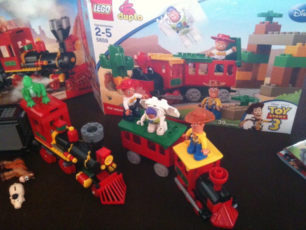 toy story 3 train toys